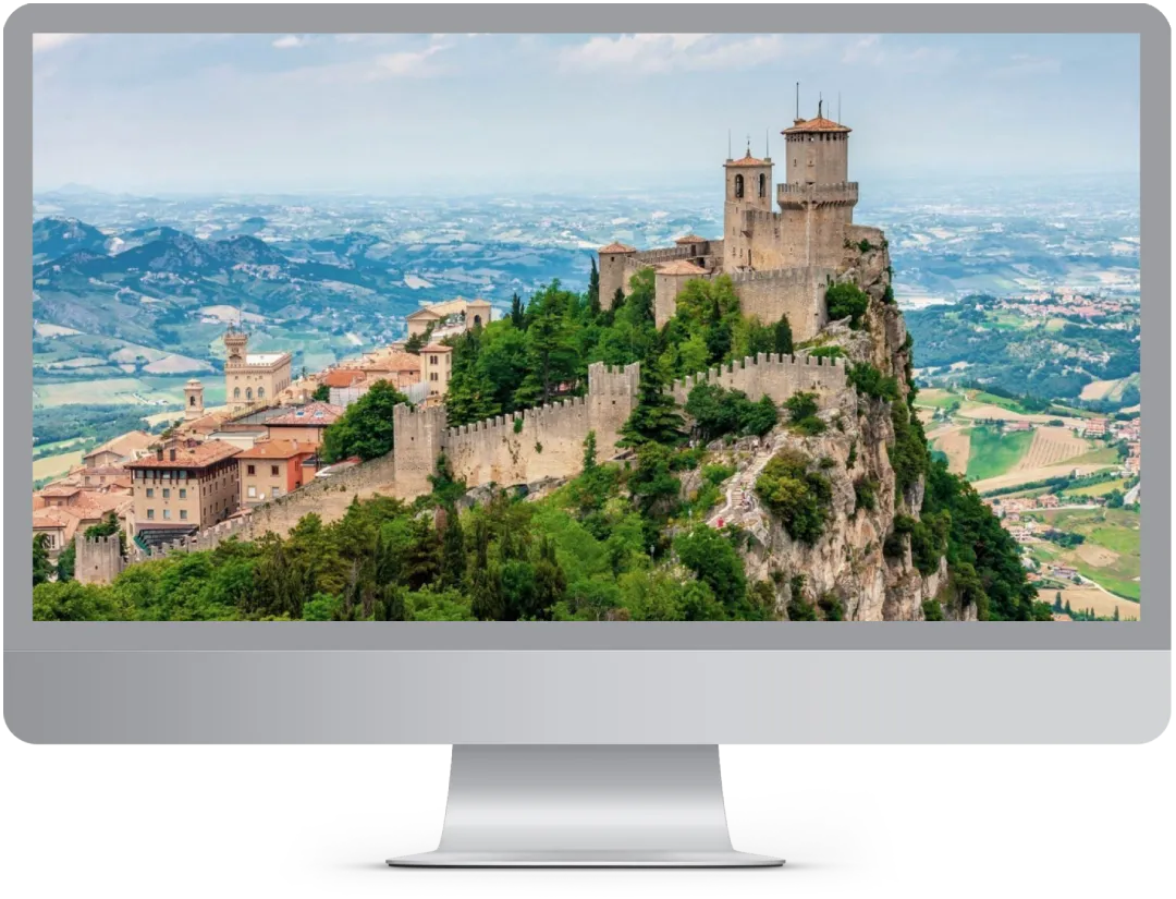 Computer con Immagine di San Marino, creazione siti web a San Marino
